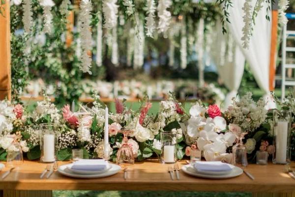 Portfolio image for A Maui Wedding Day