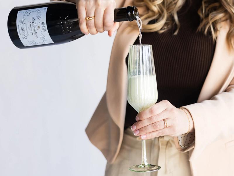 Pours & Petals