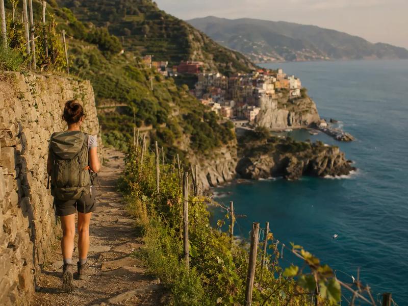 Trekking alle Cinque Terre: sentieri, panorami e percorsi da vivere
