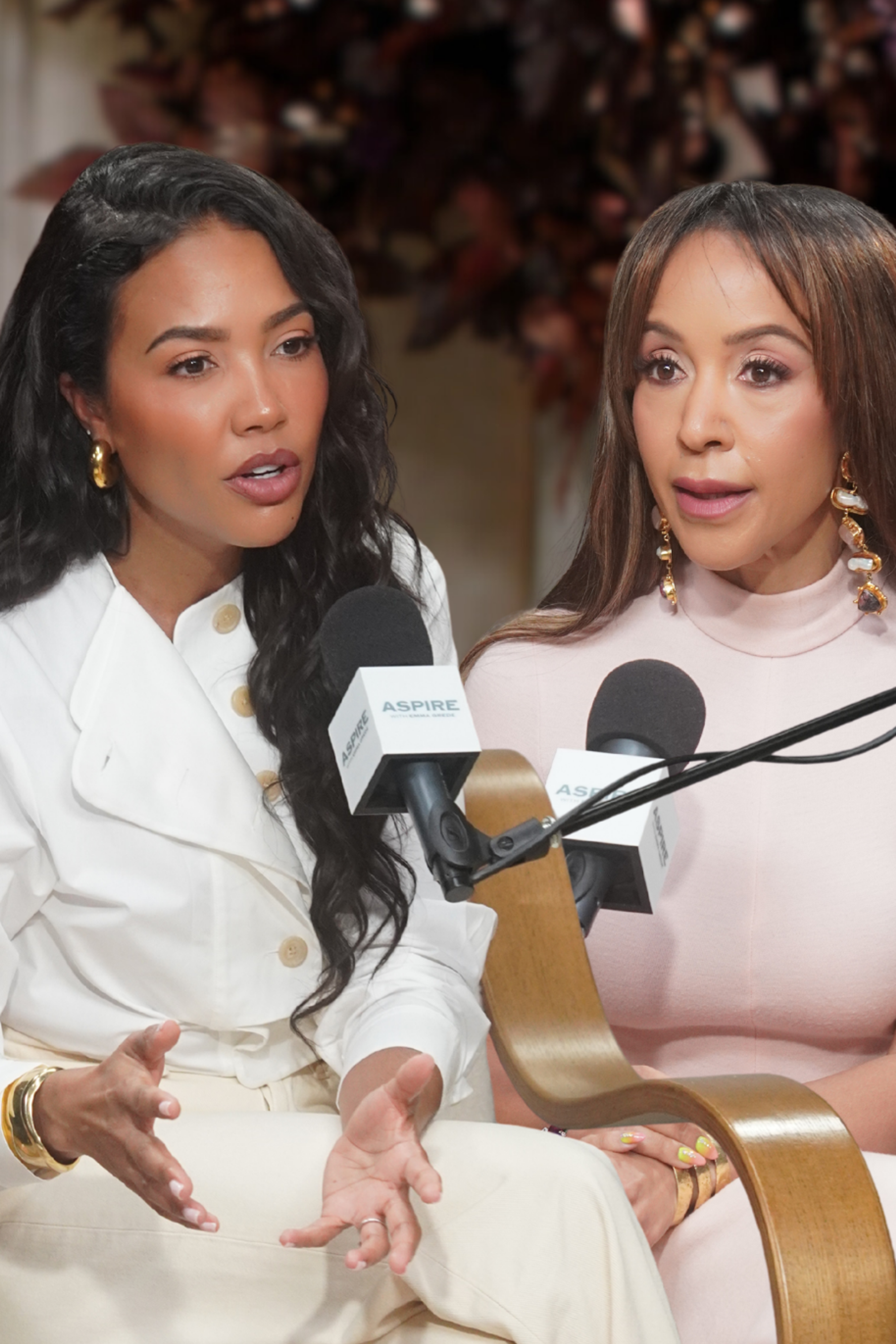 Two women speaking into microphones, with the text "BUILDING A BILLION DOLLAR UNICORN w/ Julia Collins" overlaying the image.