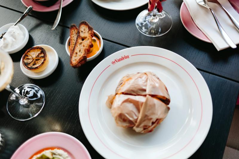 The Vandelay har åpnet