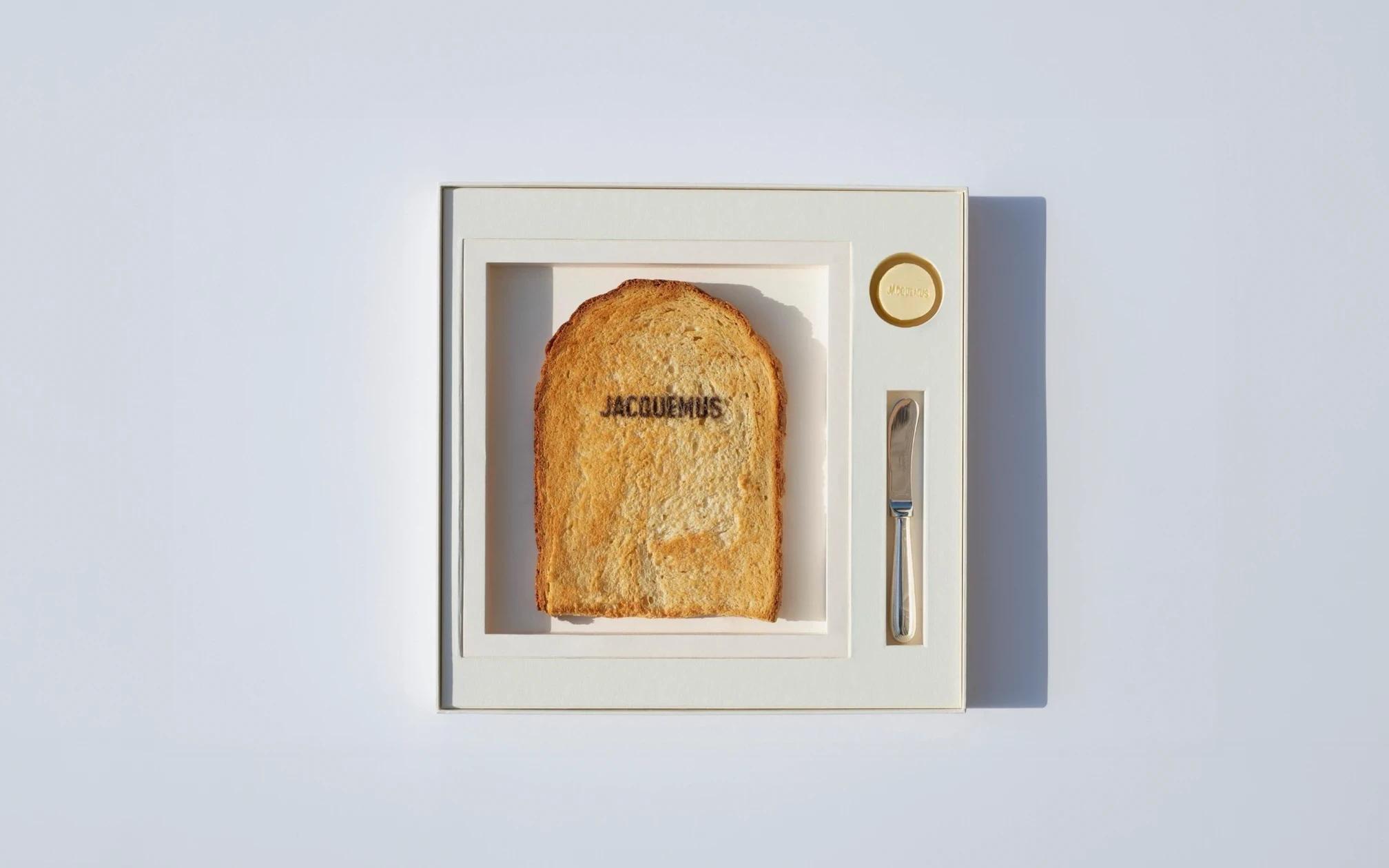 Who Still Uses Paper Invites? Discover The Most Creative Fashion Invites