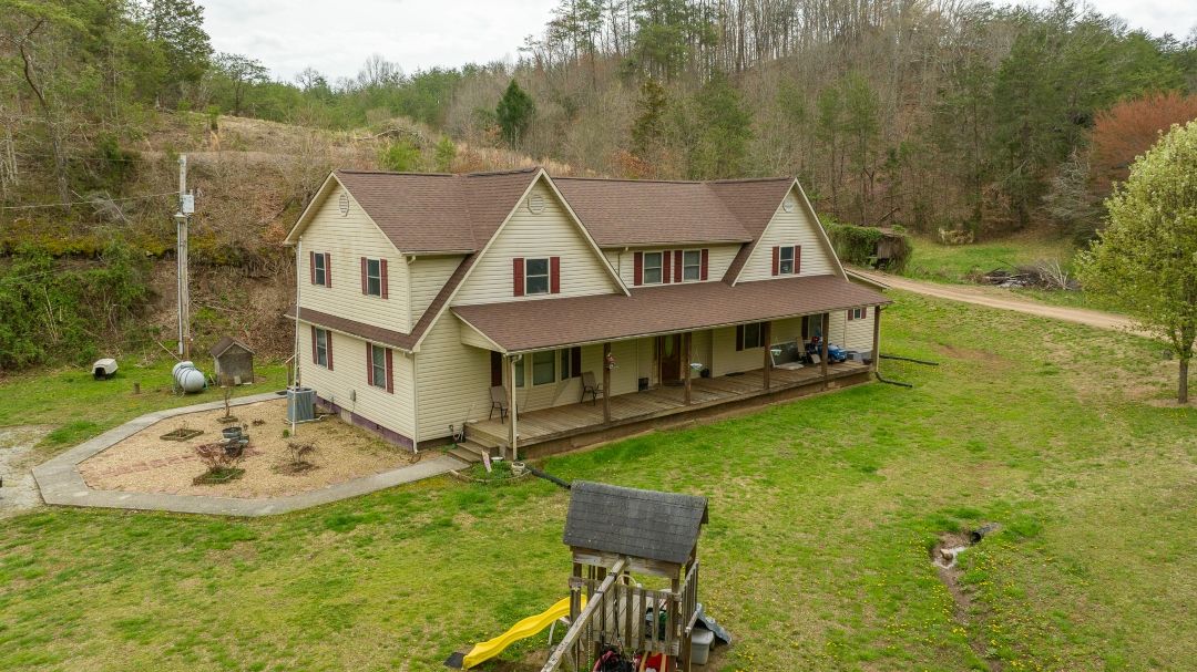 Mountainside Country Home