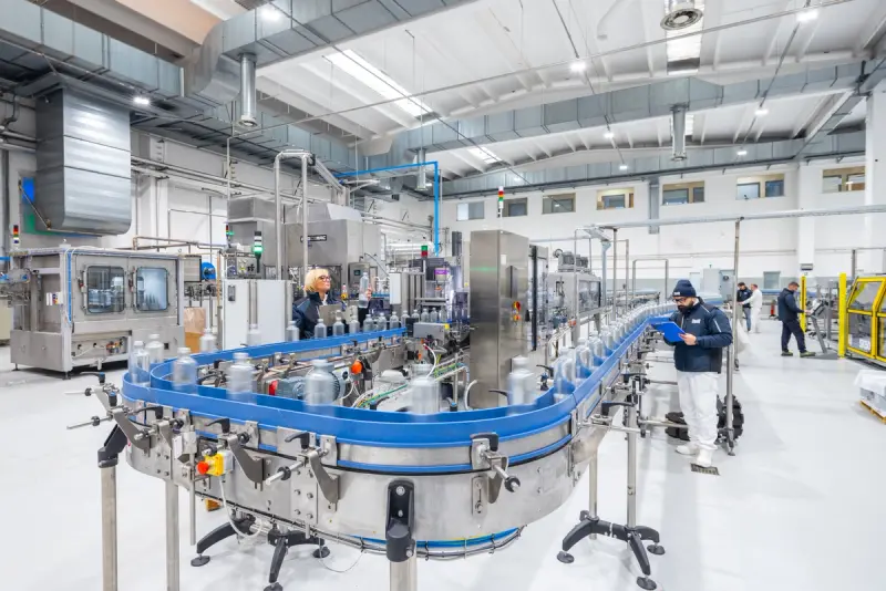 La linea di imbottigliamento del nuovo stabilimento Acqua Fiuggi