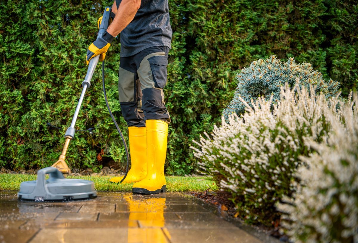 Life Alfresco: Professional Outdoor Cleaning Services in Washington DC