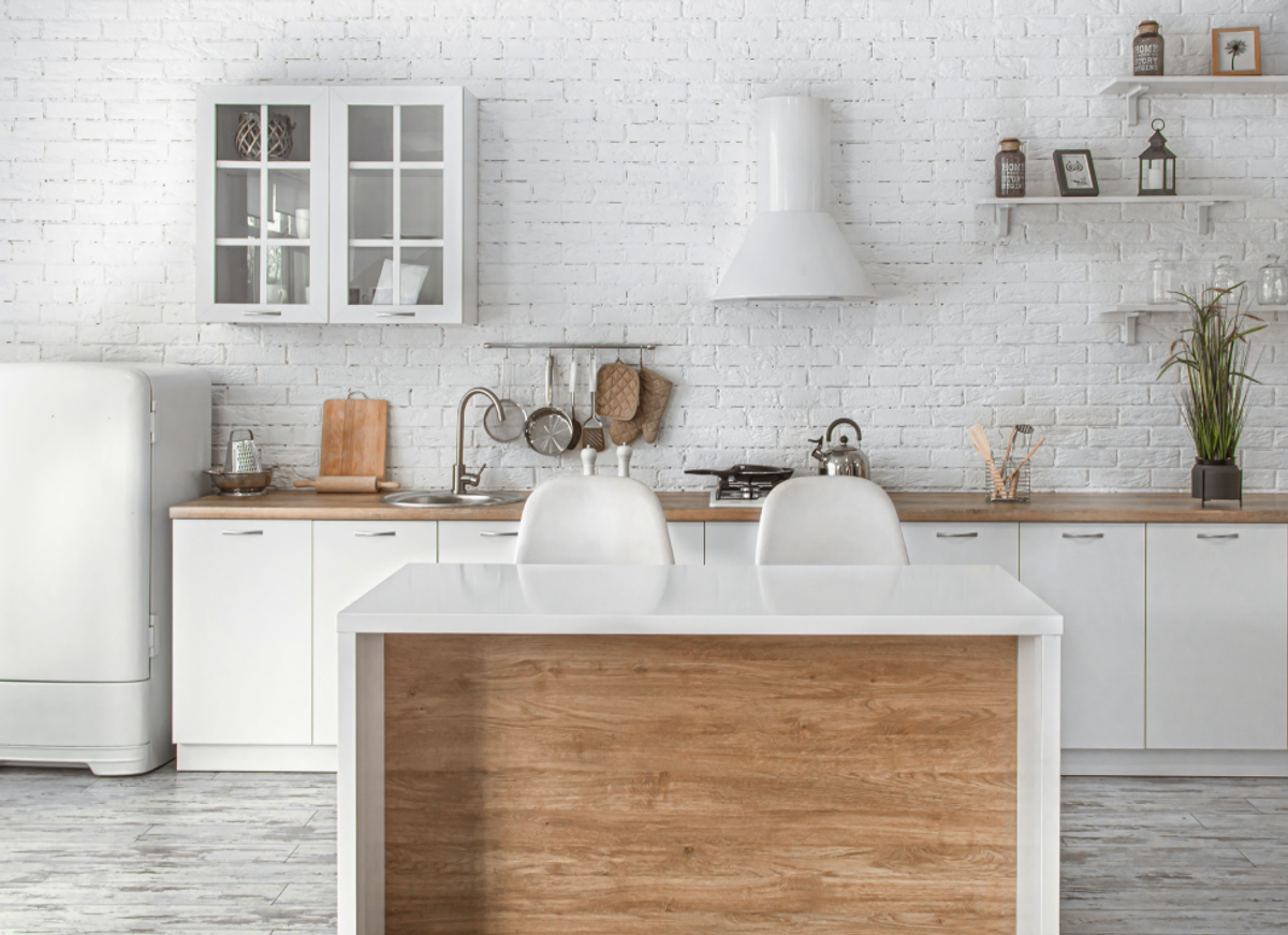 12 Benefits of Hiring Residential Cleaning Services