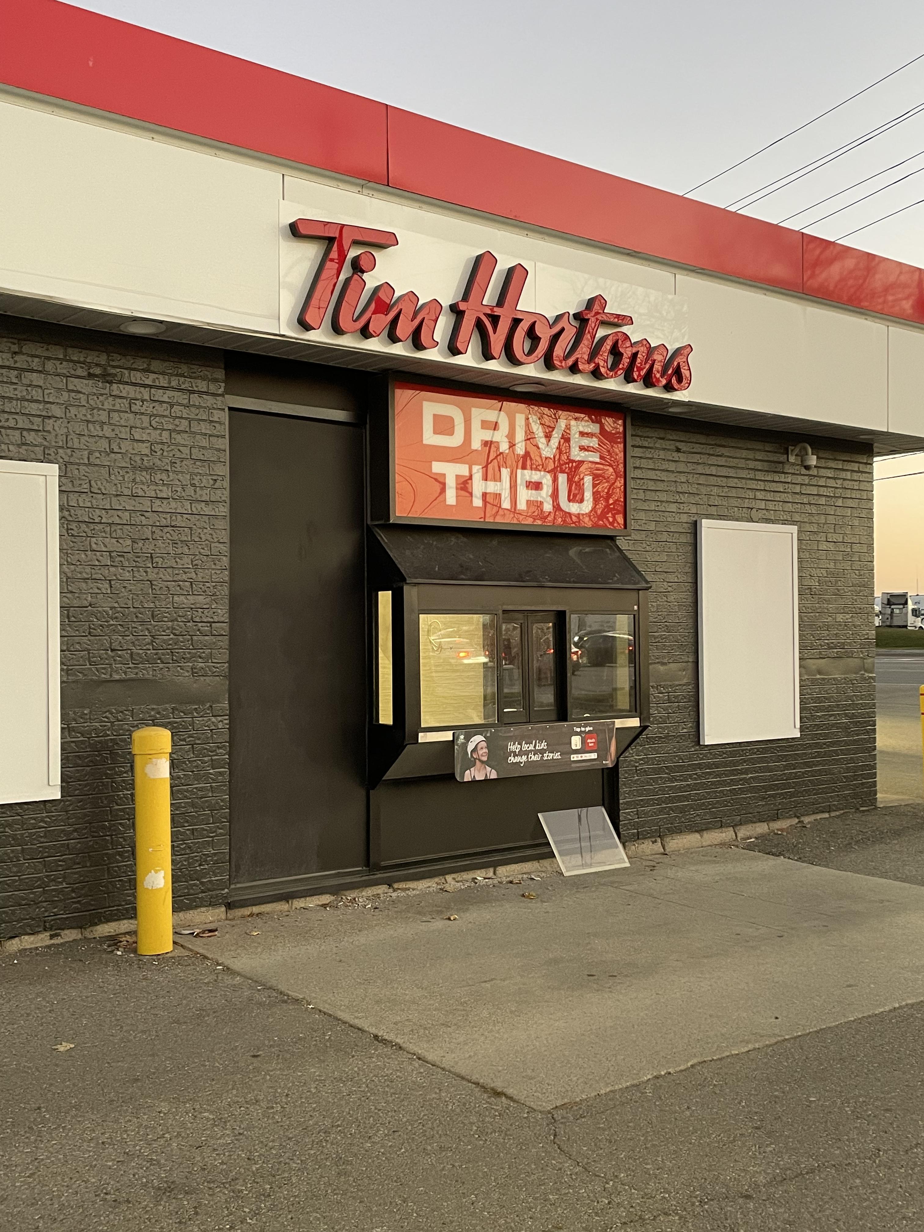 Tim Hortons Exterior
