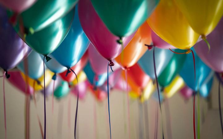 Birthday Party Photo Display Ideas That Guests Love