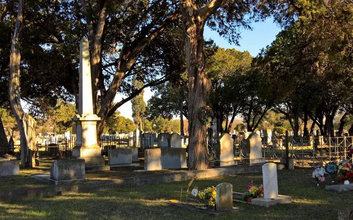 The Rise of Digital Memorials: A Calm Overview