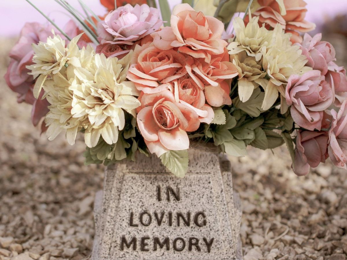 Online Memorial Photo Album: Healing Through Remembering