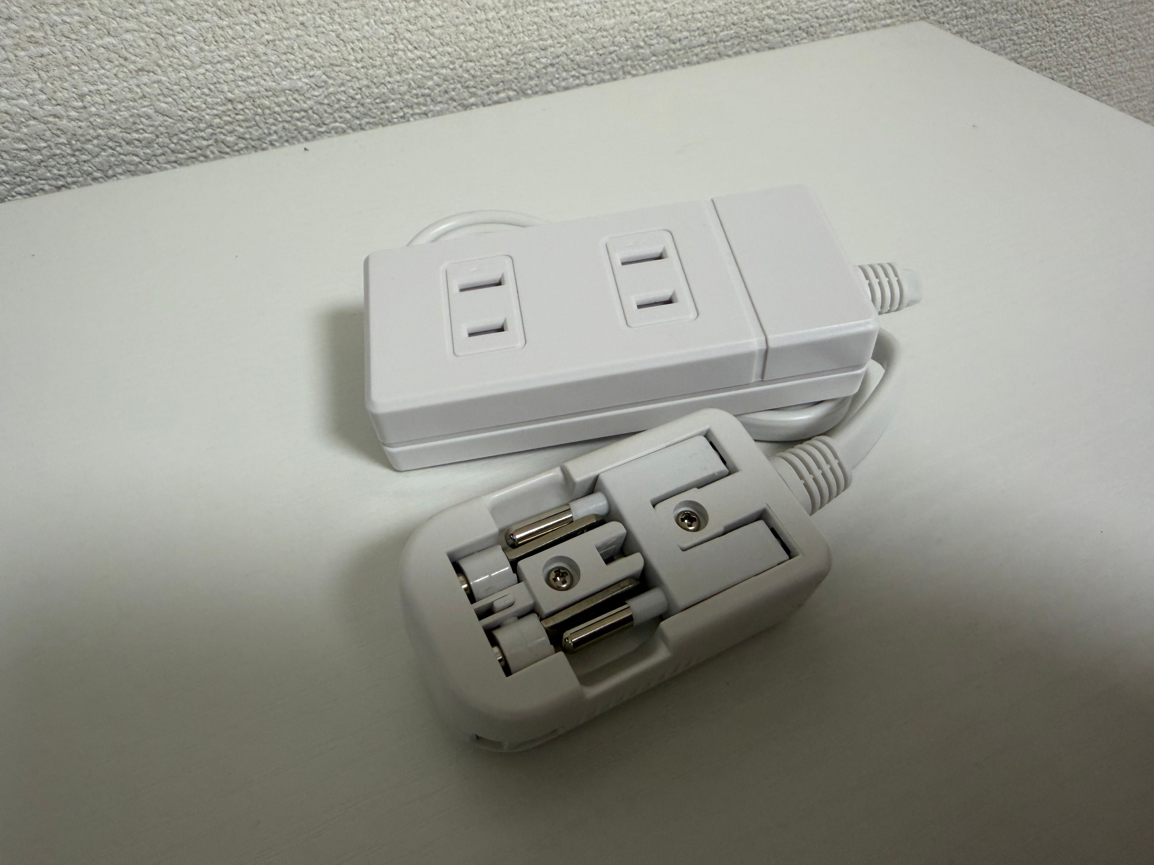 海外旅行用マルチ変換タップ