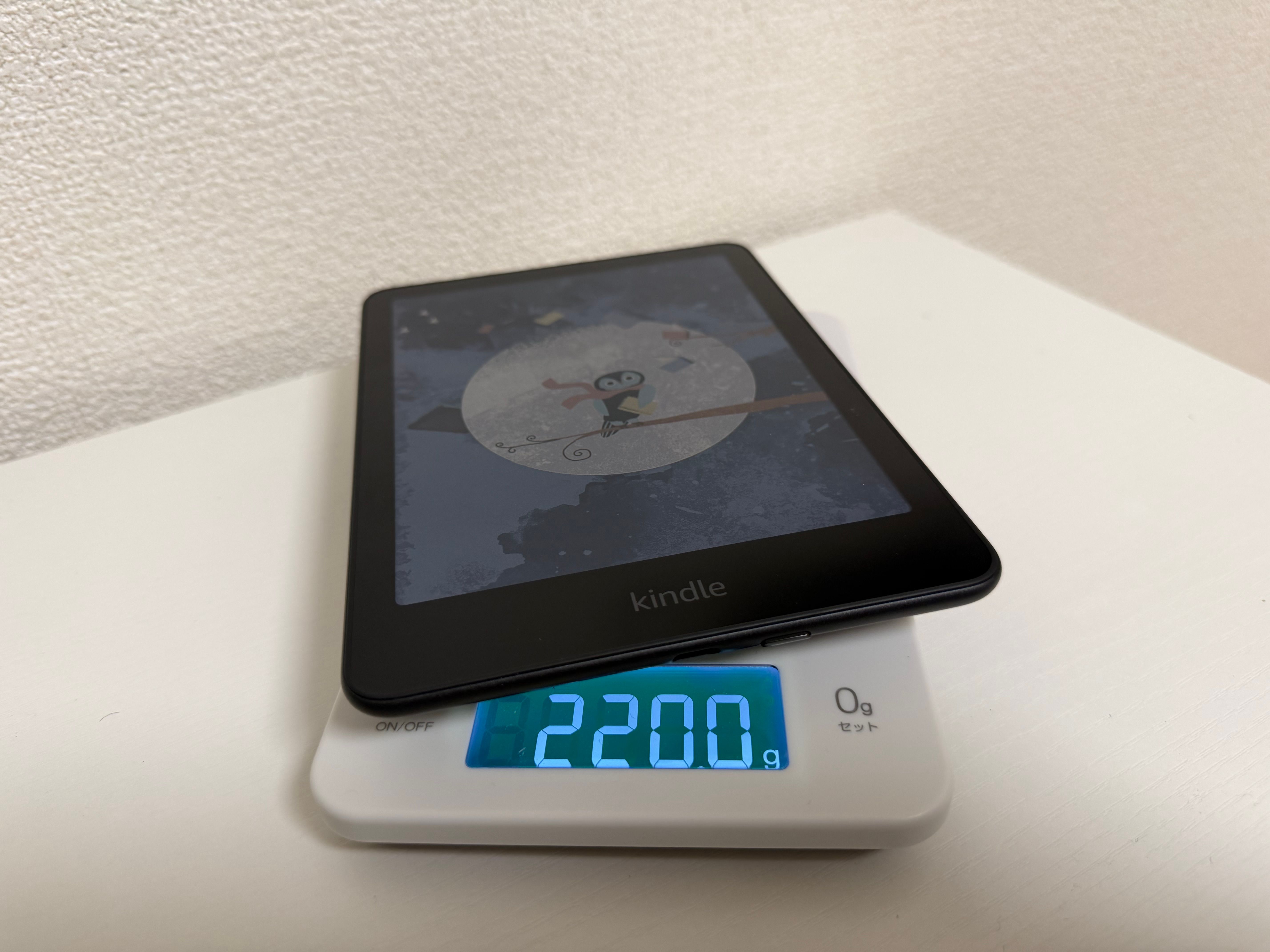 Kindle Colorsoft は 220g