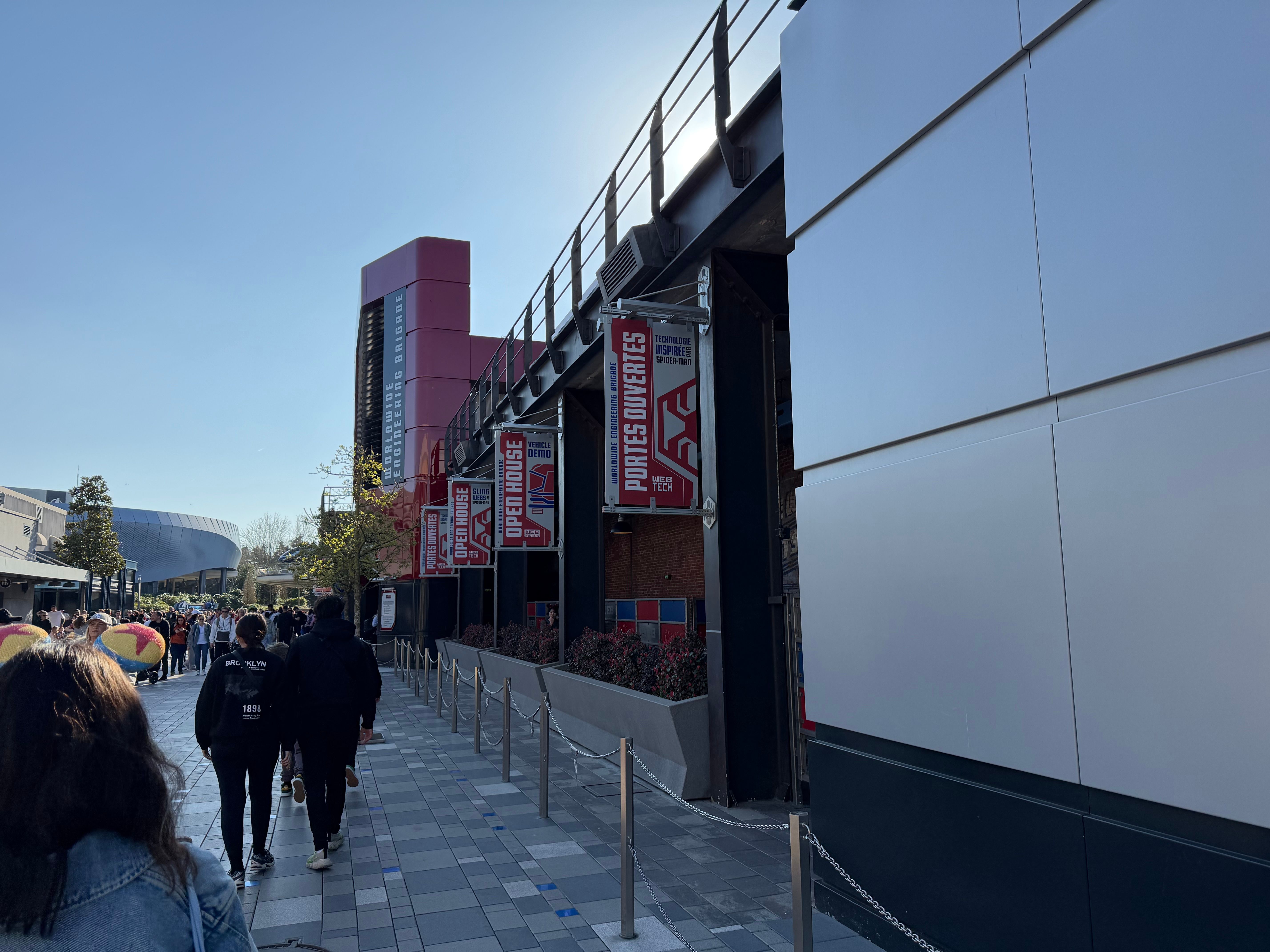 スパイダーマンウェブ