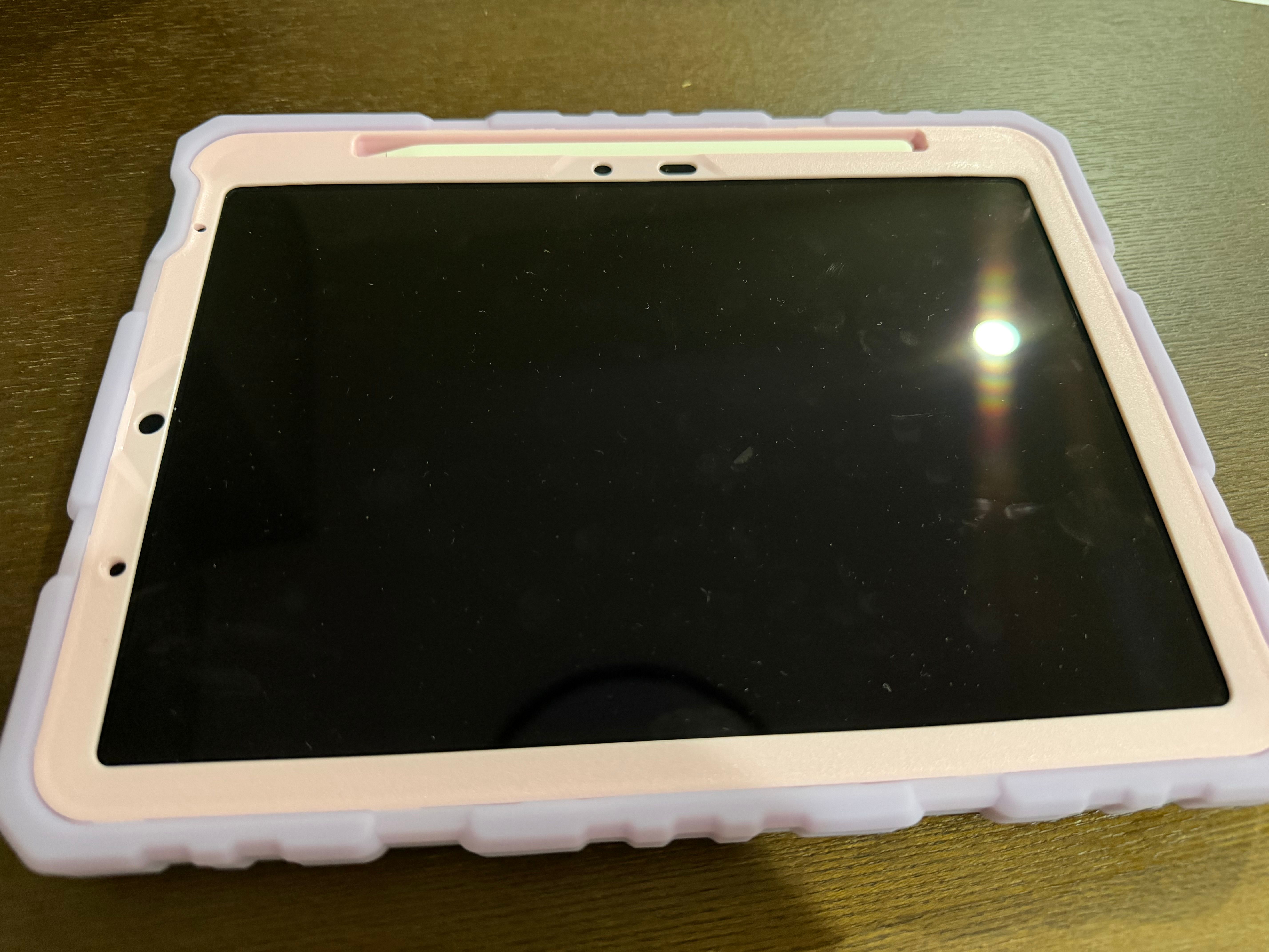 ケース装着後の iPad Air