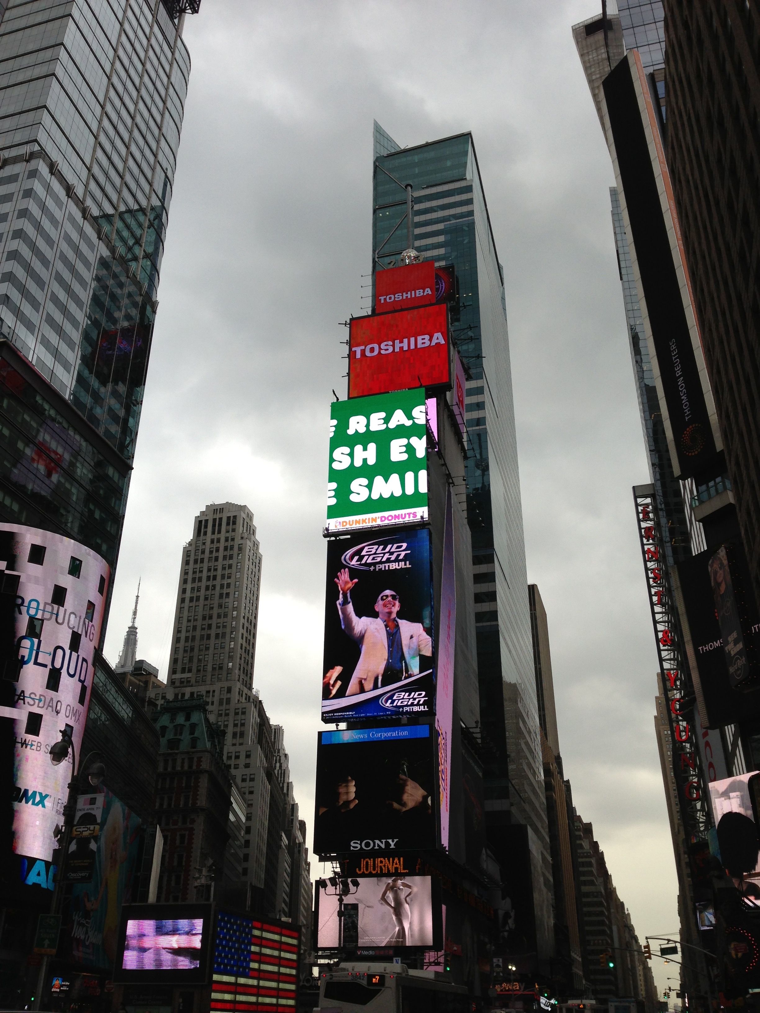 タイムズスクエア