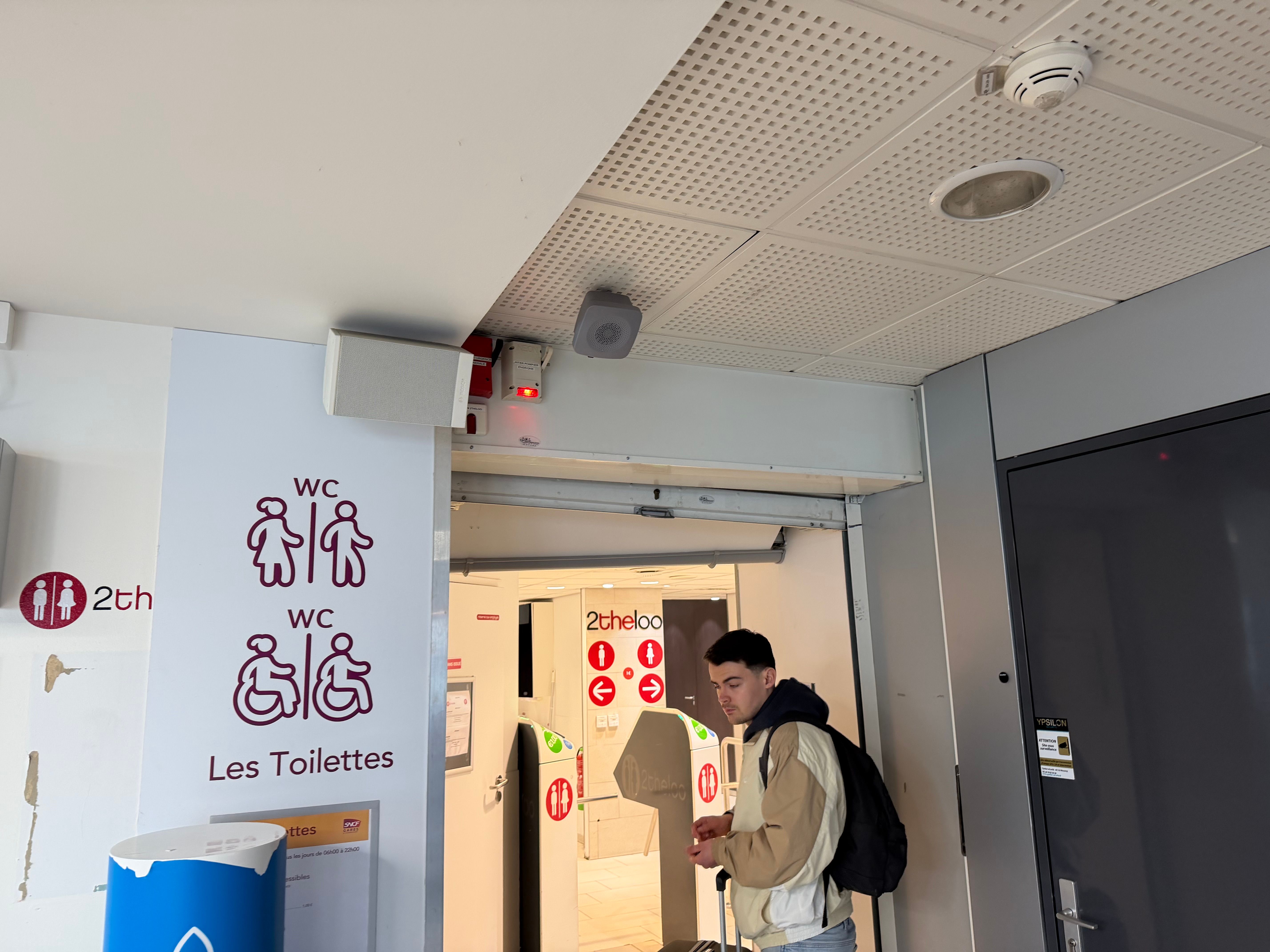 レンヌ駅でもトイレをお借りしました