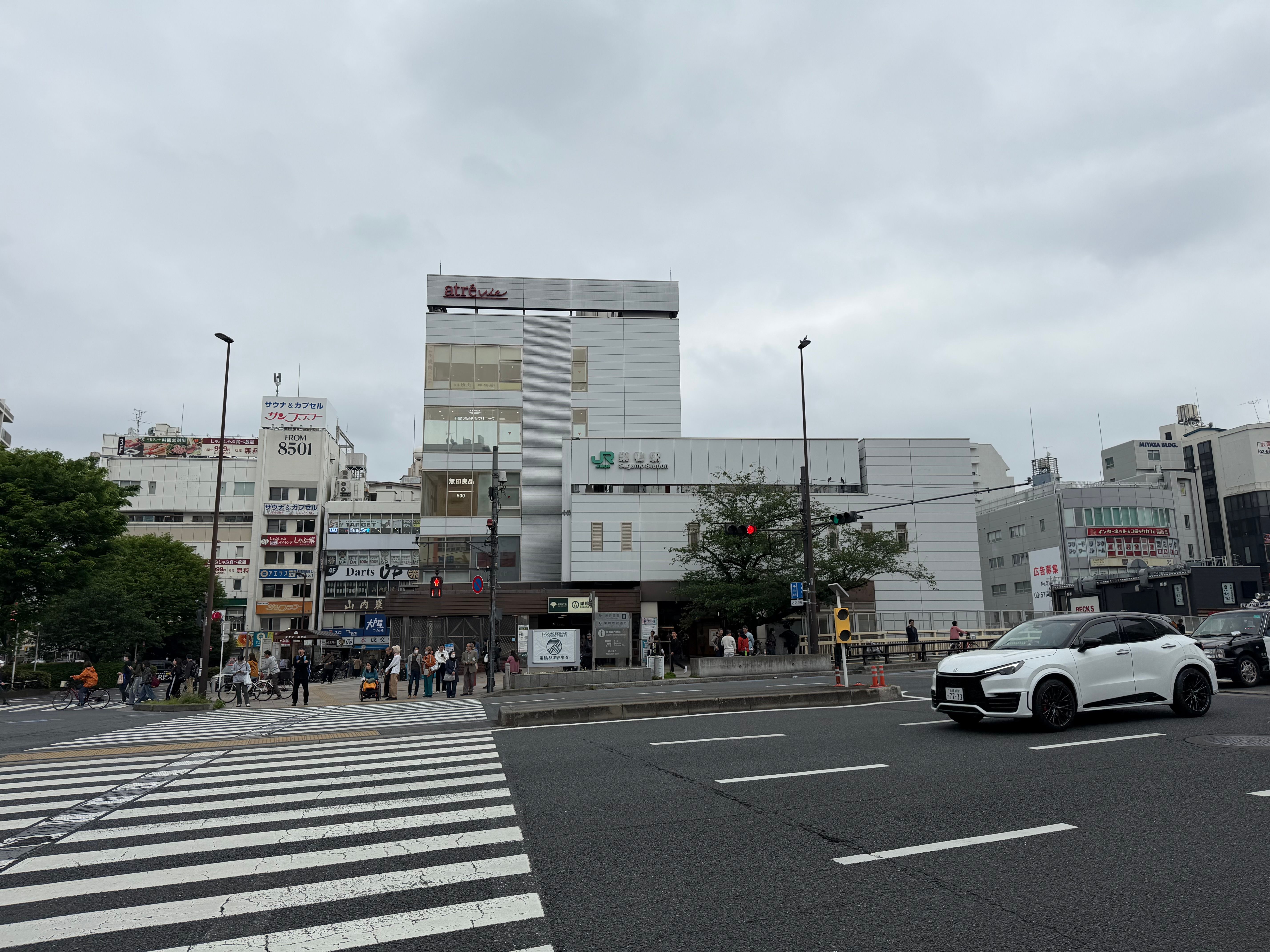 巣鴨駅