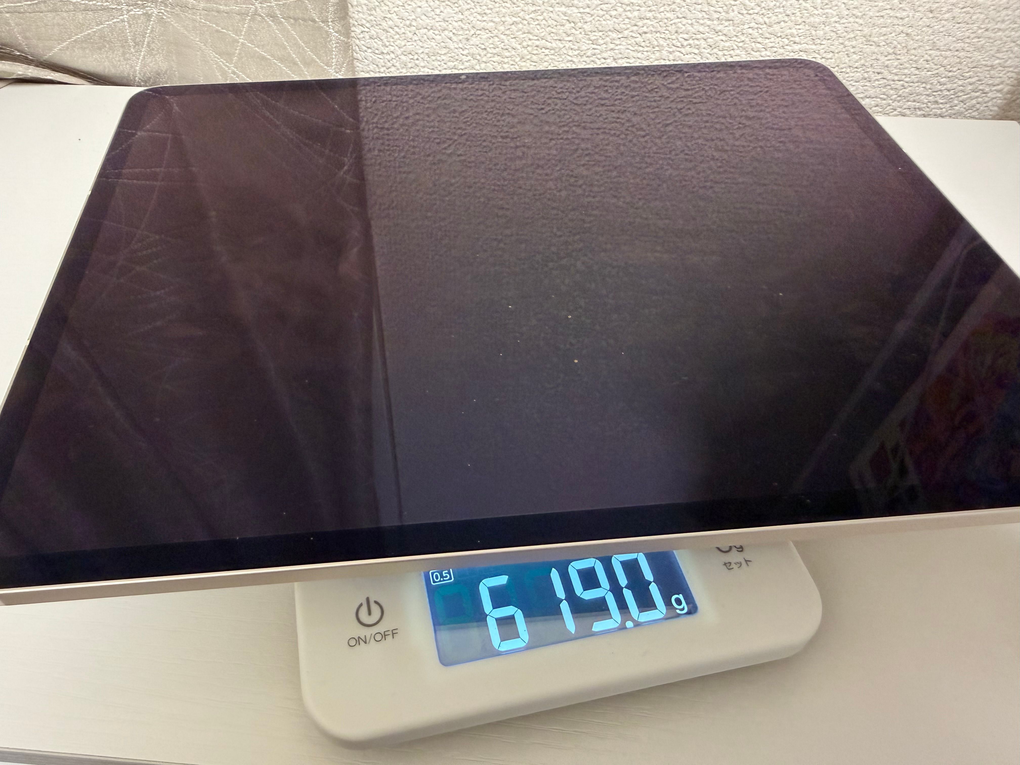 iPad Air M3 13 インチは 619g