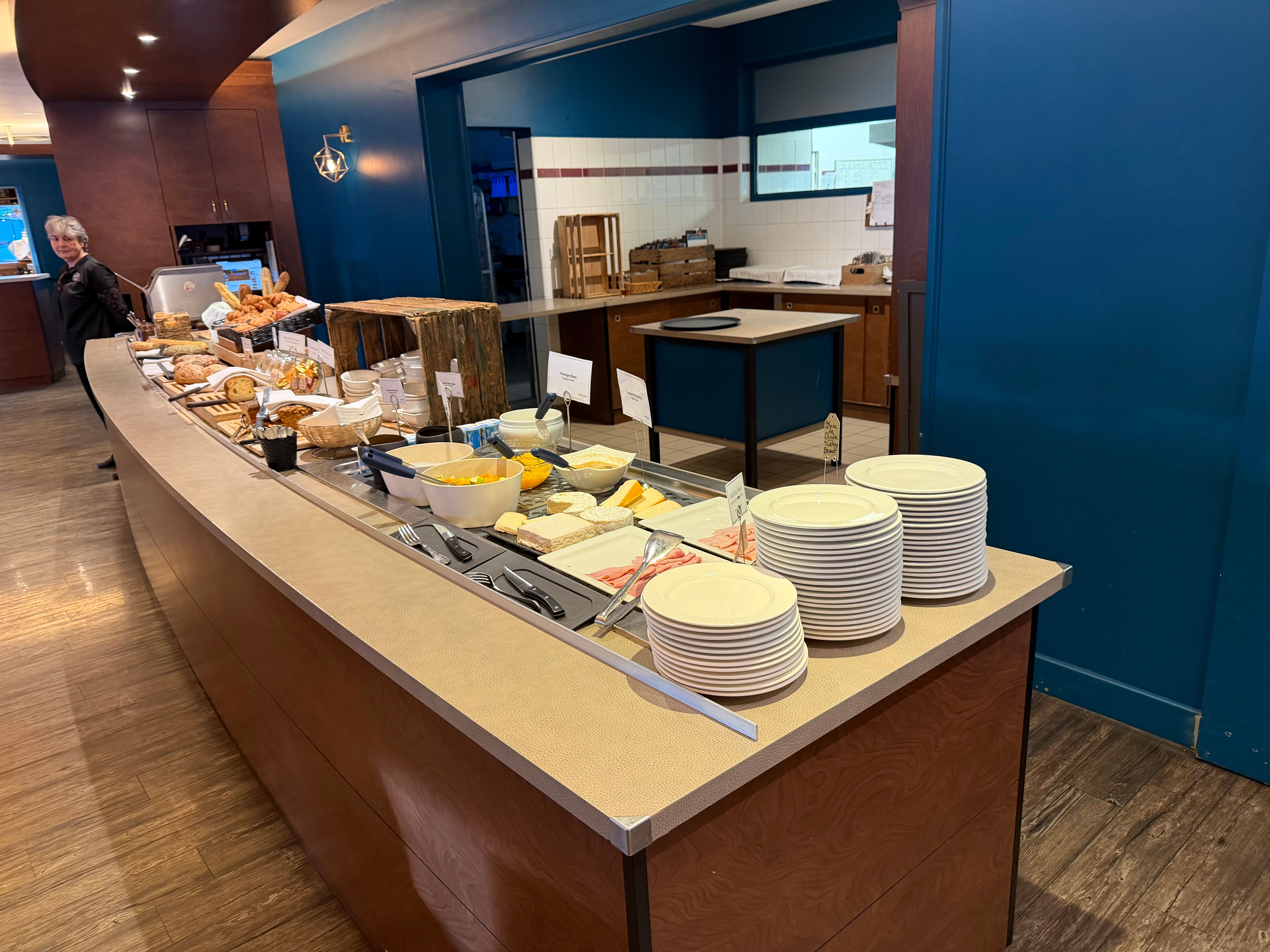 パンとサンドイッチの具とか