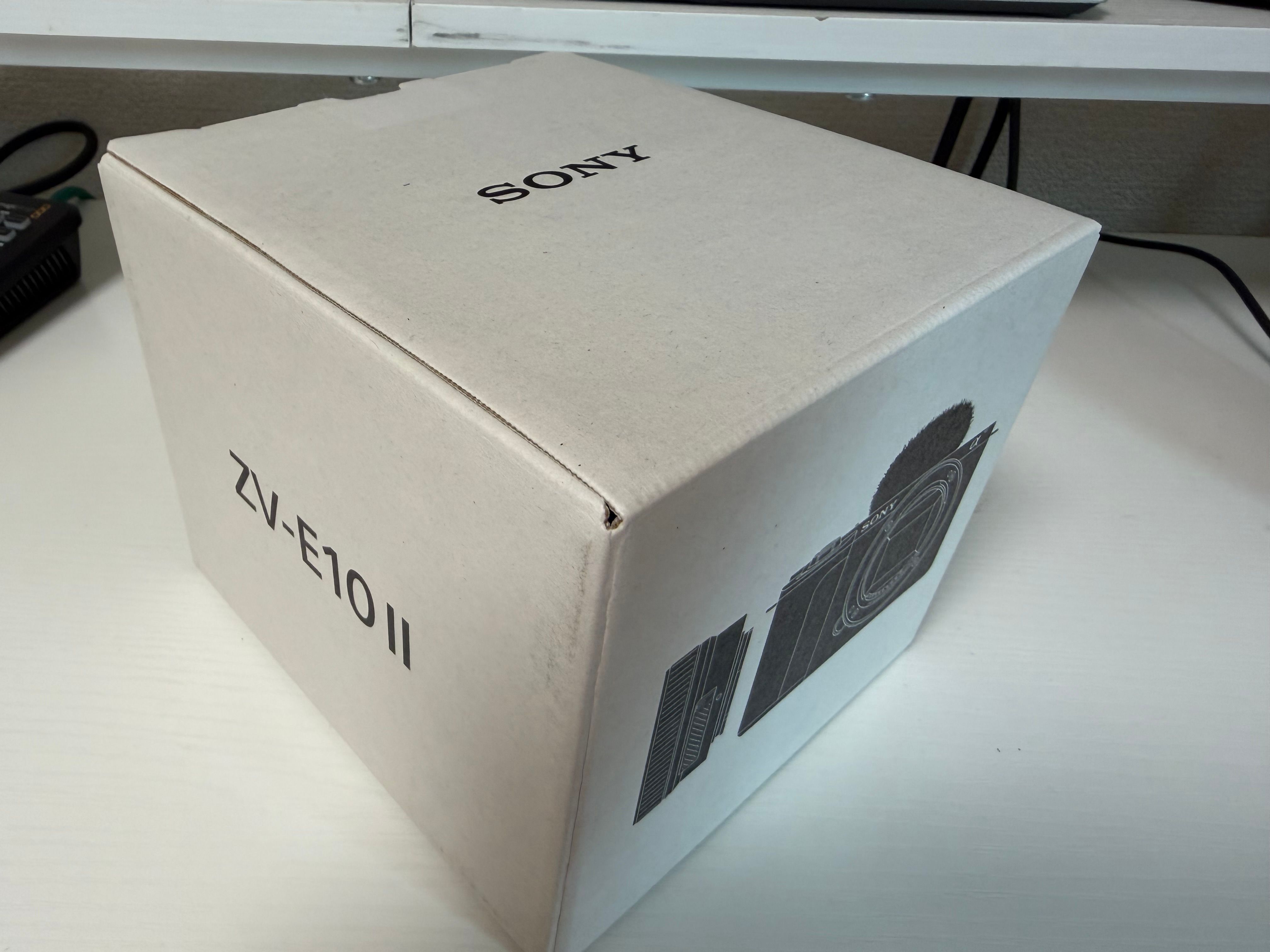 ZV-E10 II の箱