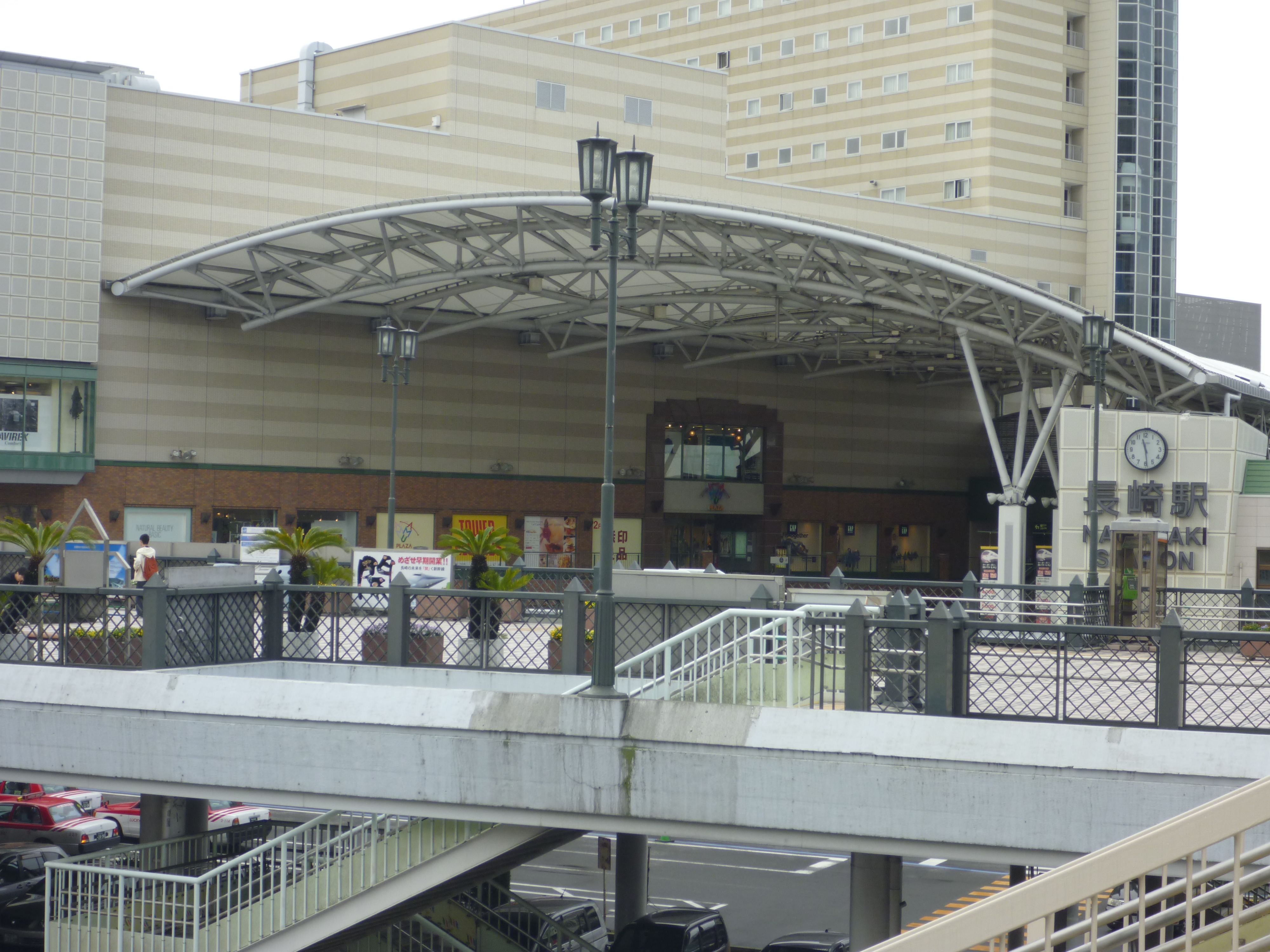 2010 年 3 月の長崎駅