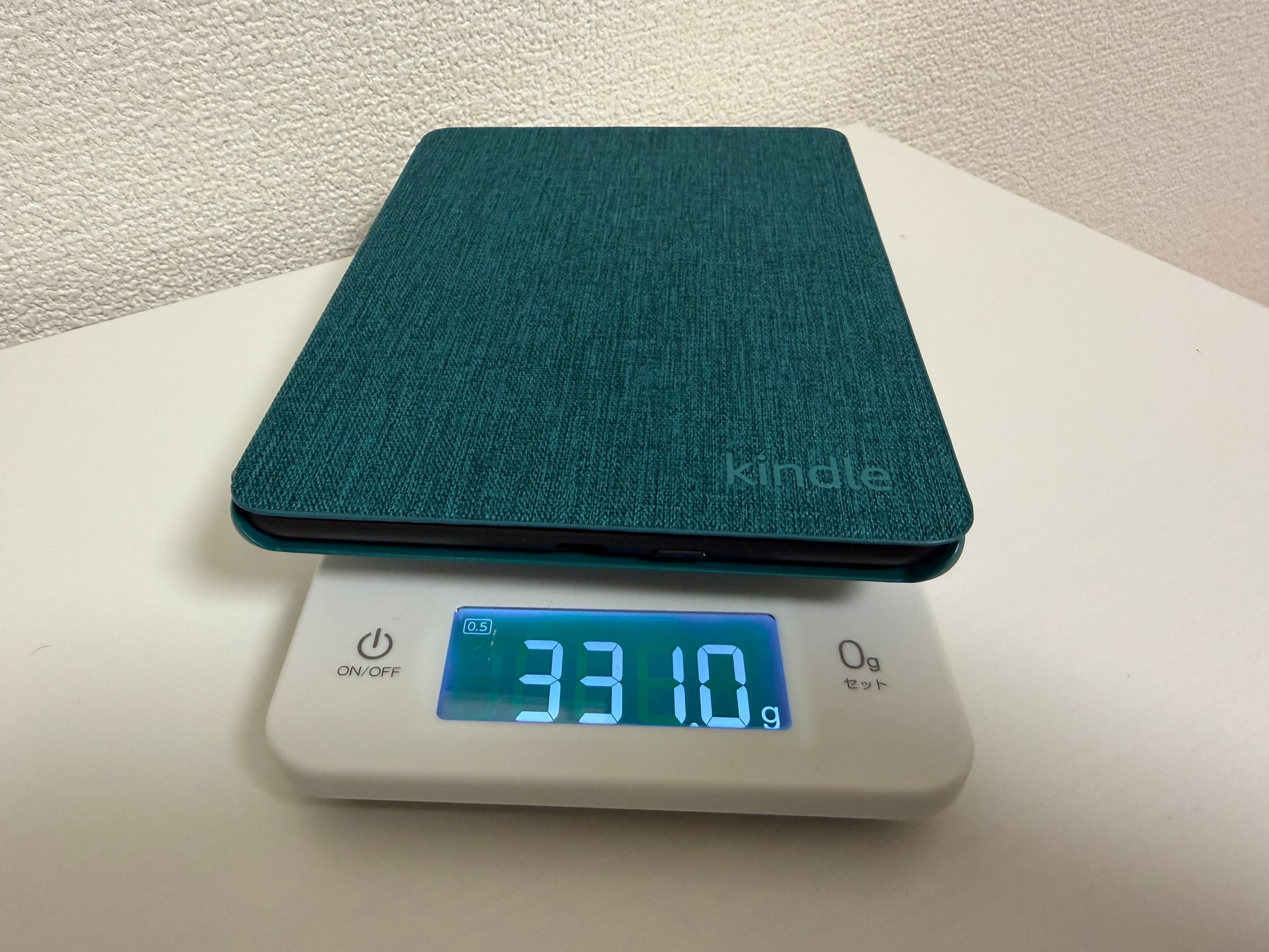 Kindle Colorsoft とカバーで 331g