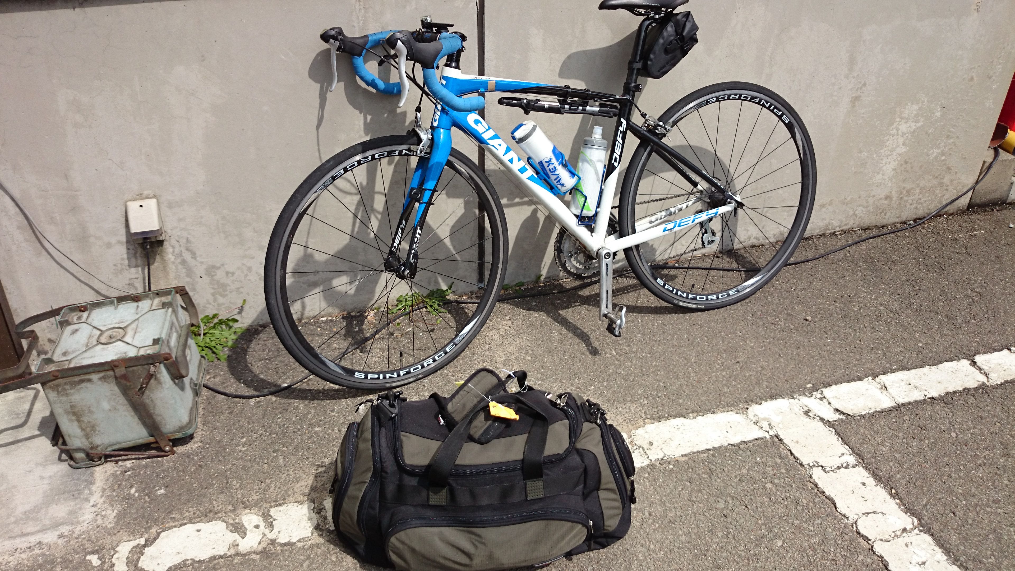 バイクで取りにきましたが、荷物がでかい