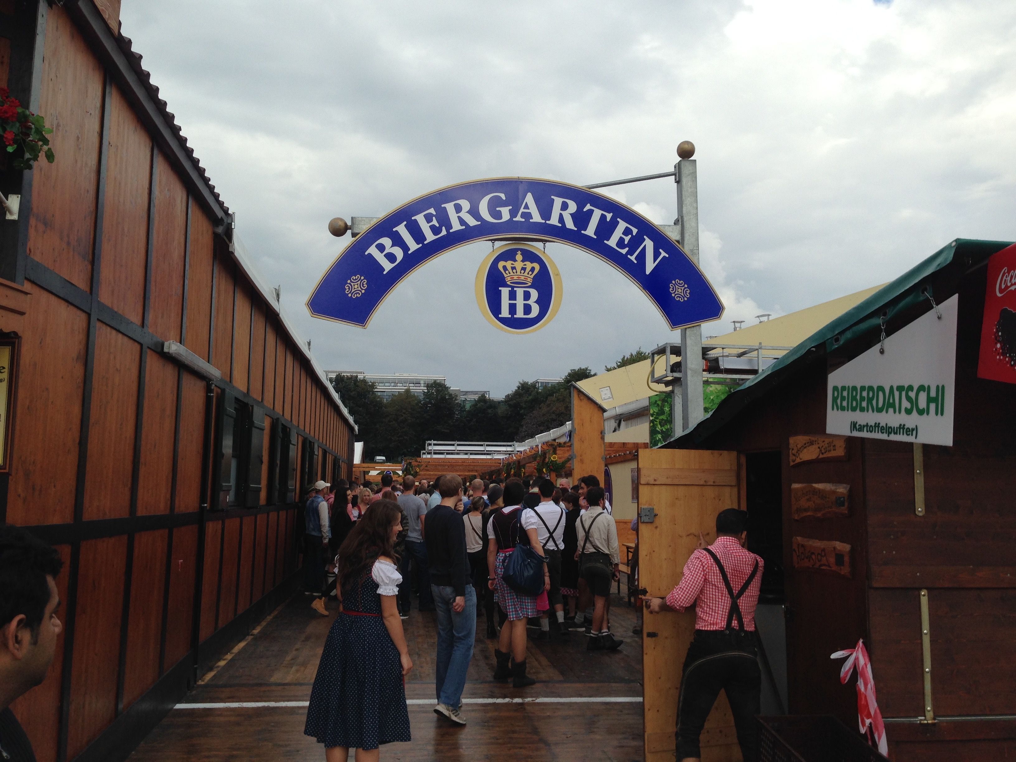 翌日もビールを飲みにくる