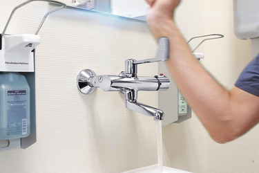 HANSA CLINICA – Hygienic & Ergonomic Faucets for Healthcare