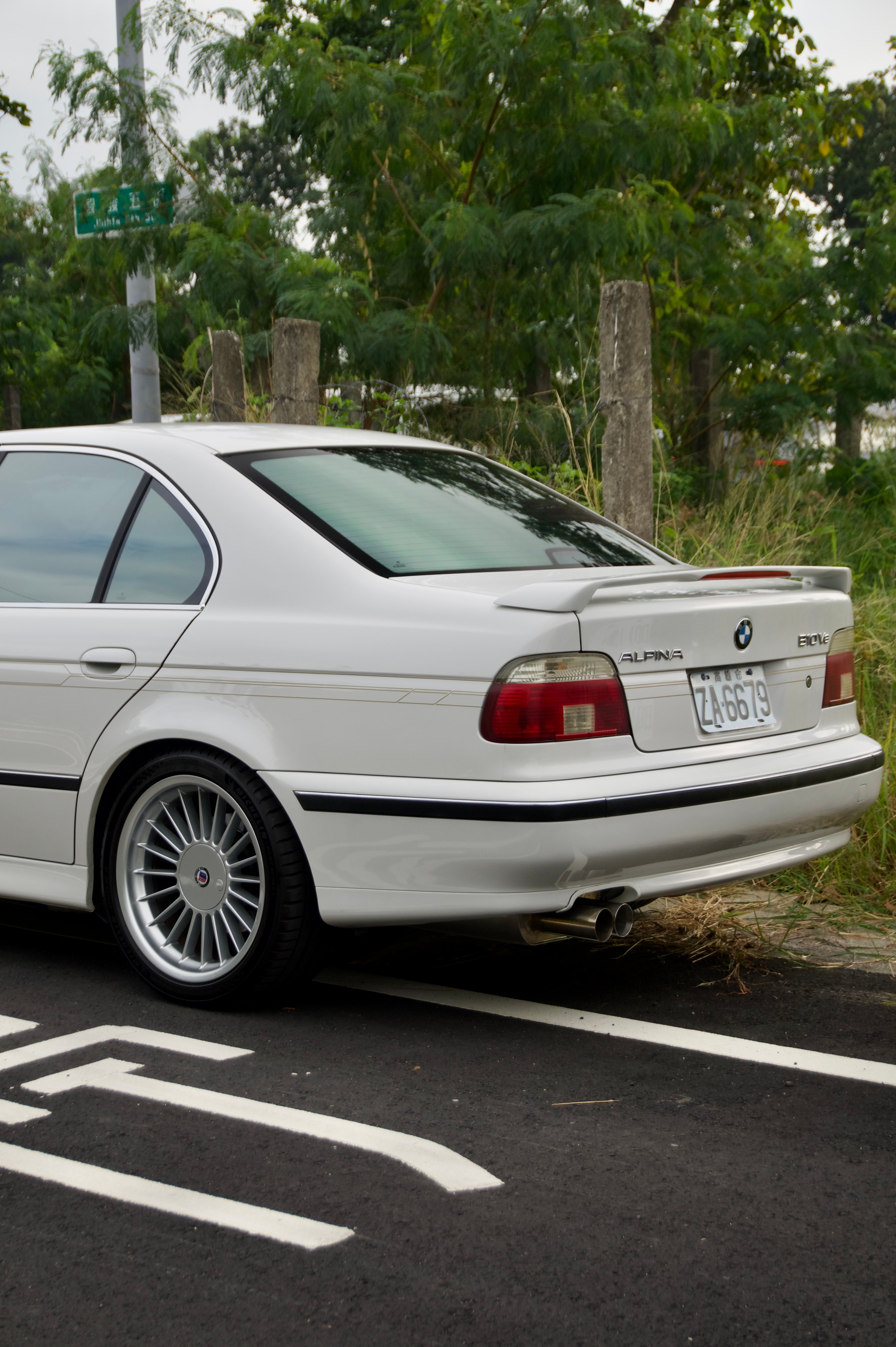 Alpina B10 Back