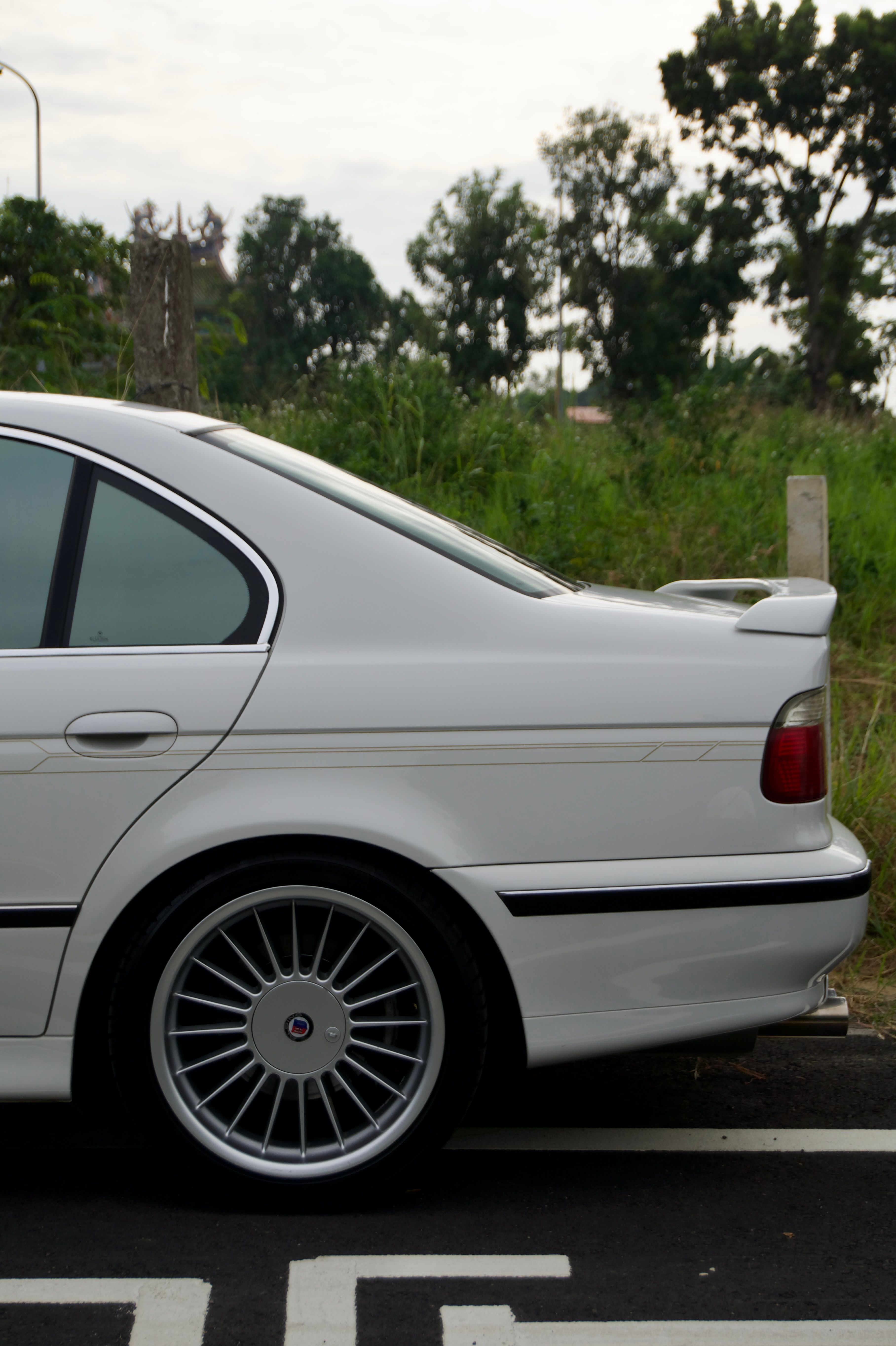 Alpina B10 Side