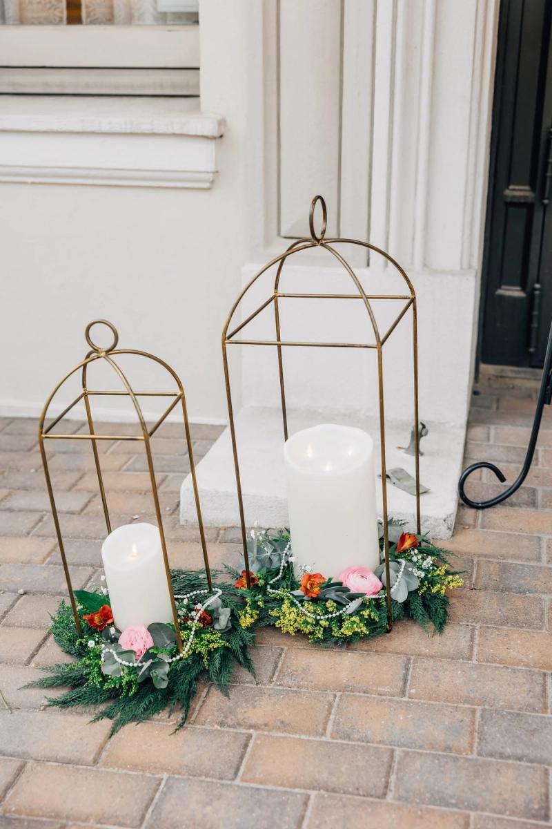 Gold Frame Lantern Set