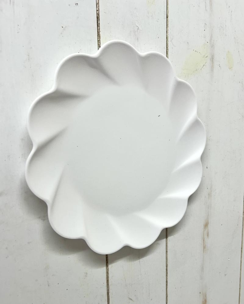 Scalloped Plate