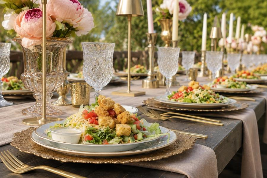 Vintage Wedding Dinner
