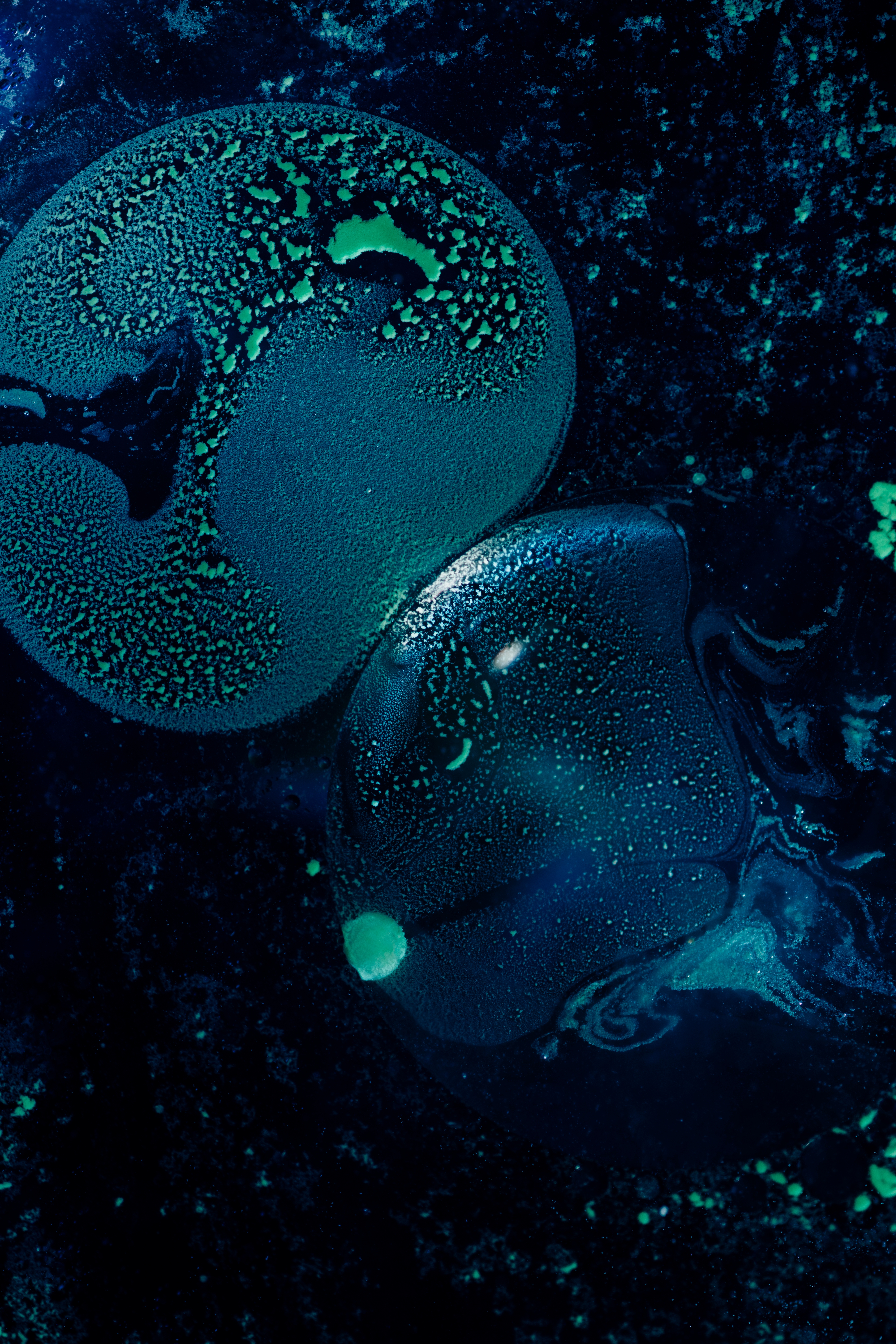 Blue microscope