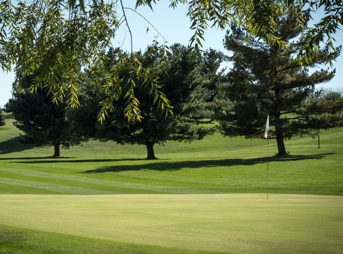 Hidden Hills Golf Course