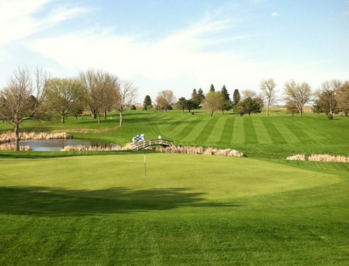 Meadows Country Club