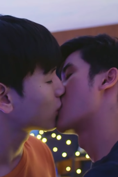 Kiss Me Again (historia de Pete y Kao)