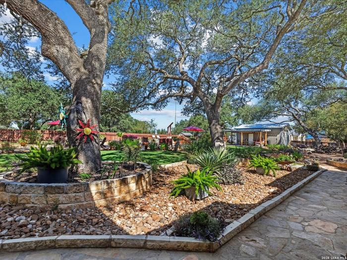 Grounds, listing photo 22 of 30, 627 River Chase Way, New Braunfels, TX 78132