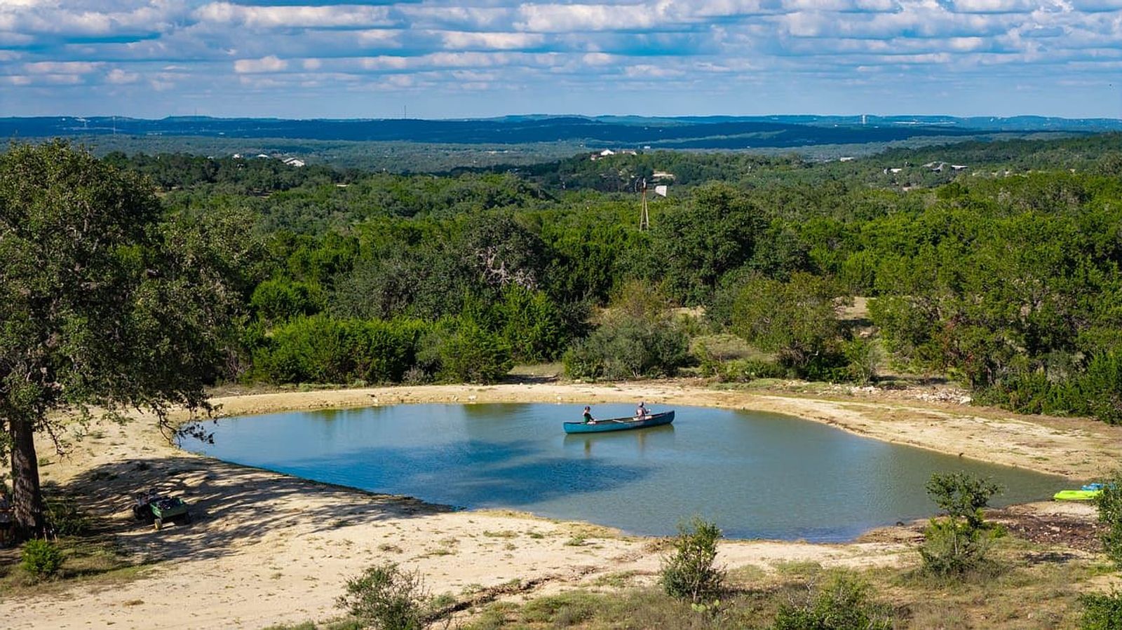 Grounds, listing photo 1 of 30, 520 Flying R Ranch Rd, Spring Branch, TX 78070