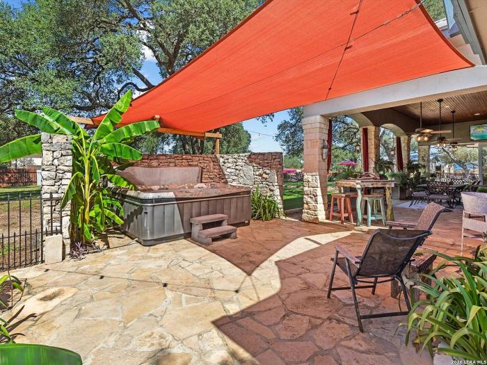Outdoor living, listing photo 18 of 30, 627 River Chase Way, New Braunfels, TX 78132