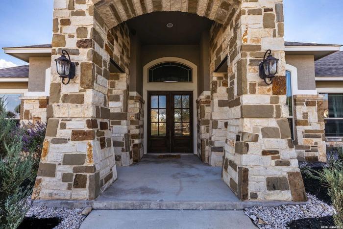 Listing photo 5 of 17, 5679 Copper Vly, New Braunfels, TX 78132