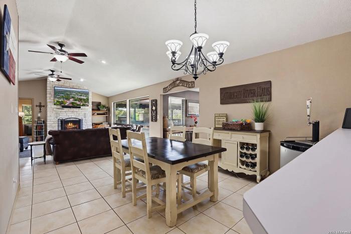 Dining, listing photo 22 of 30, 1271 White Water Rd, New Braunfels, TX 78132