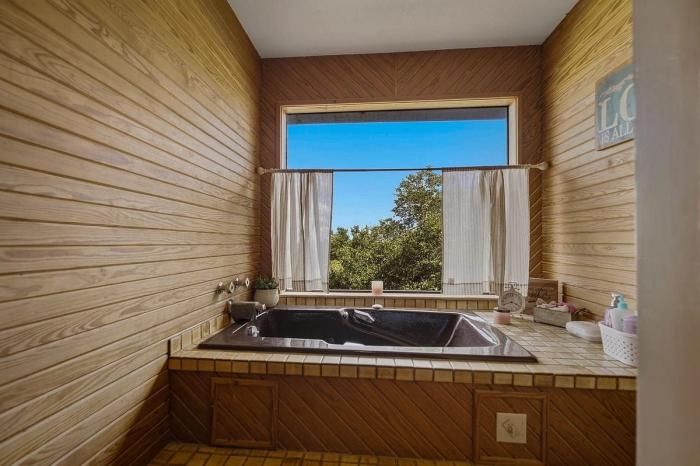 Bathroom, listing photo 21 of 30, 520 Flying R Ranch Rd, Spring Branch, TX 78070