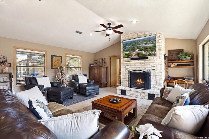 Living area, listing photo 18 of 30, 1271 White Water Rd, New Braunfels, TX 78132