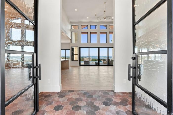 Entry, listing photo 8 of 30, 187 Vision Court, Spring Branch, TX 78070