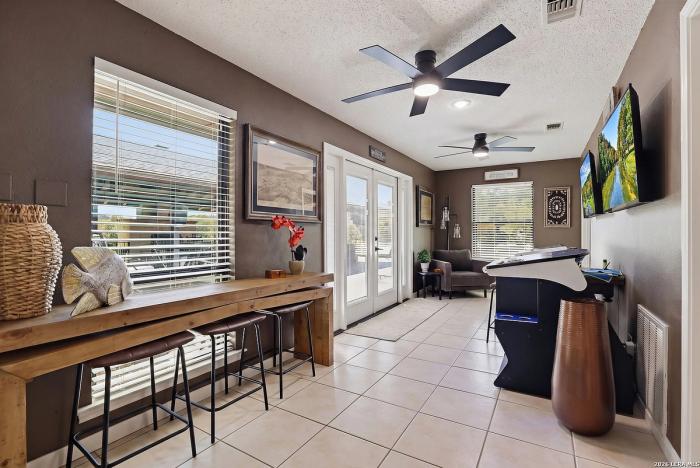 Bonus room, listing photo 21 of 30, 1271 White Water Rd, New Braunfels, TX 78132