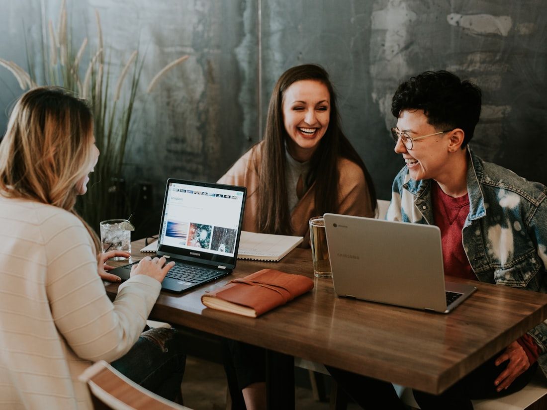 Newcomers working together in a bright Stockholm office
