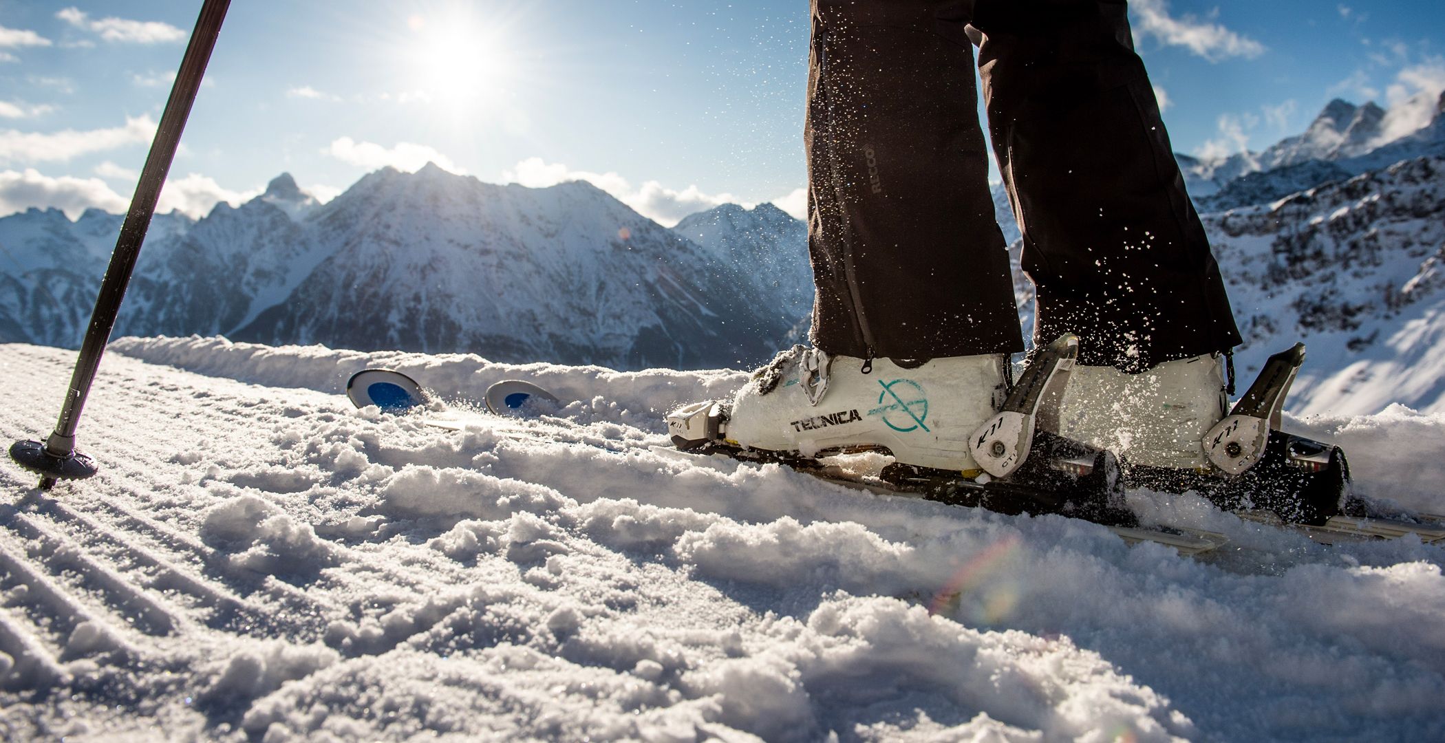 Skigenuss-im-Brandnertal-(c)-Timo-Hummel,-Stefanie-Frei---Alpenregion-Bludenz-Tourismus-GmbH.jpg