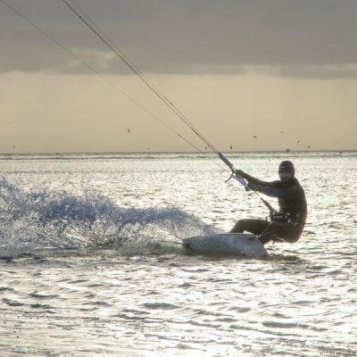 Kitesurfing Cape Town? | Rentacheapie can get you round town